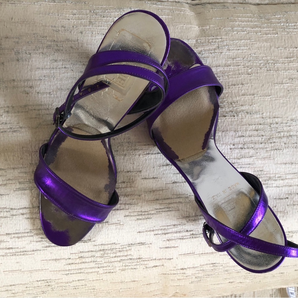 Vintage. Purple Metallic Leather. Size 7.5. Gently Worn.
